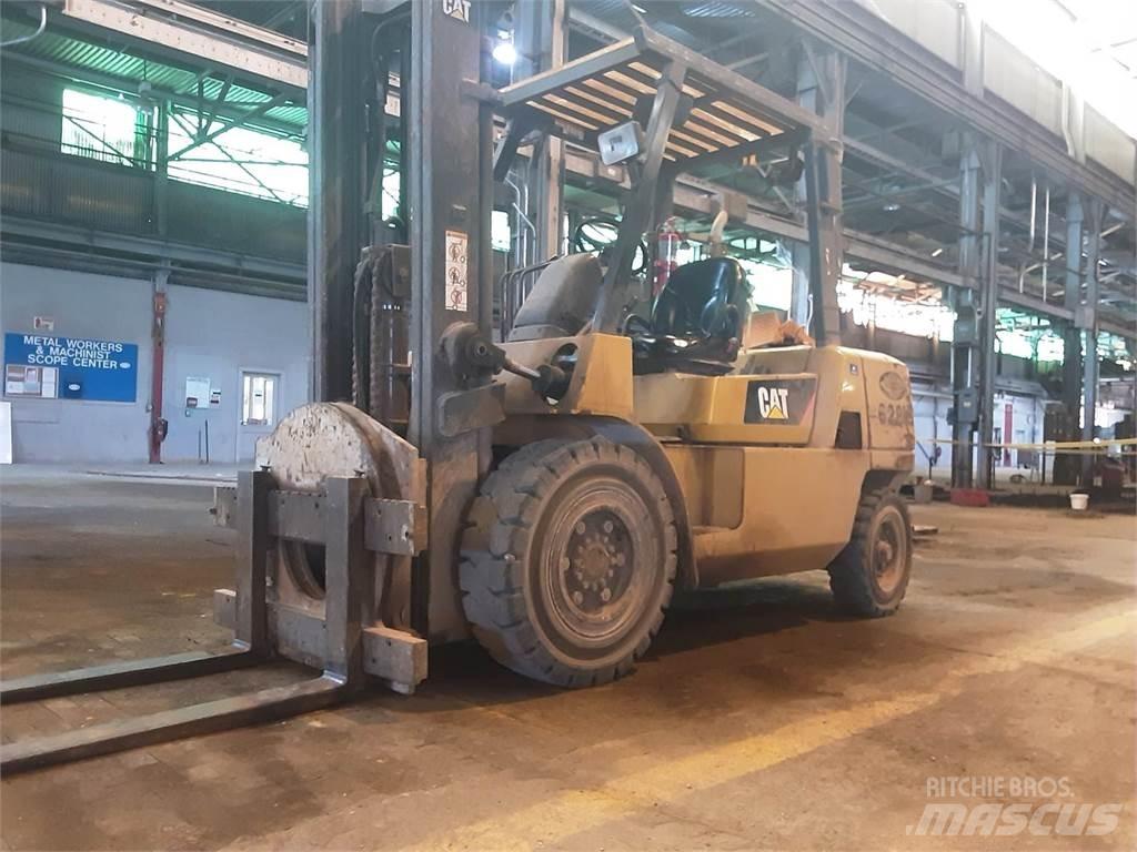 CAT DP45K2 Gaffeltrucks - andre