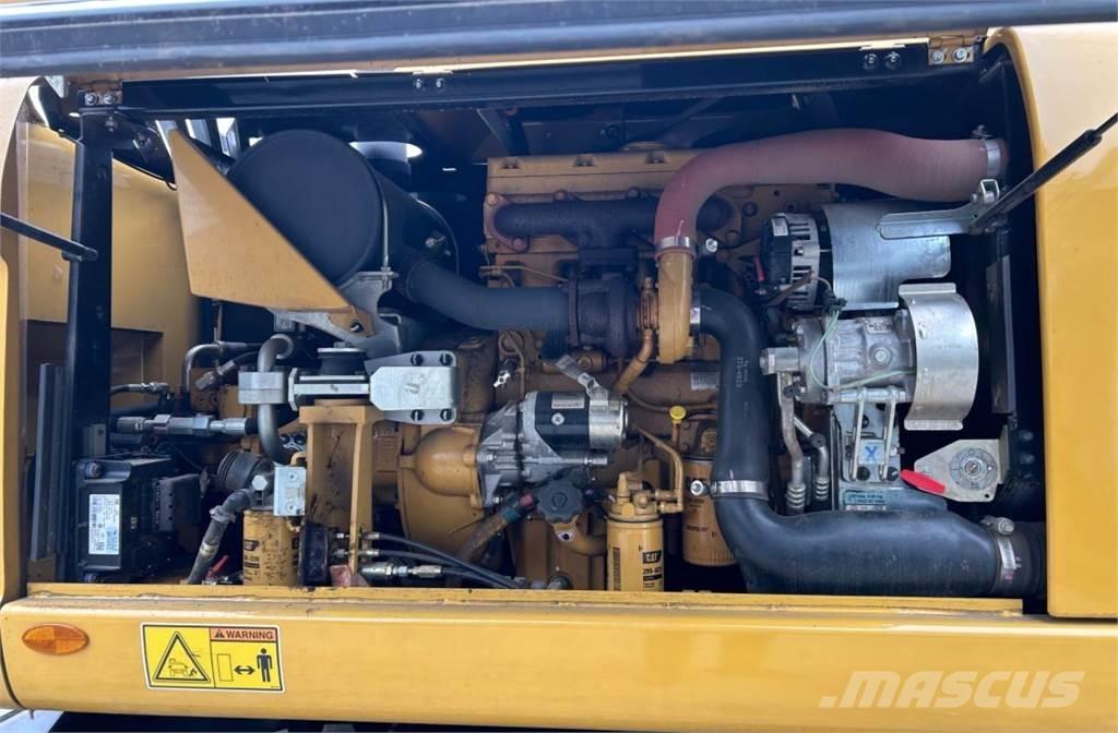 CAT M313D Gravemaskiner på hjul