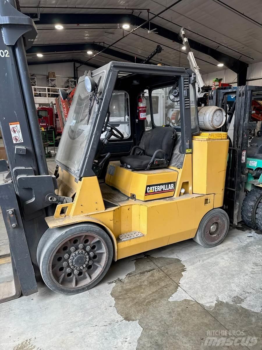 CAT Other Gaffeltrucks - andre