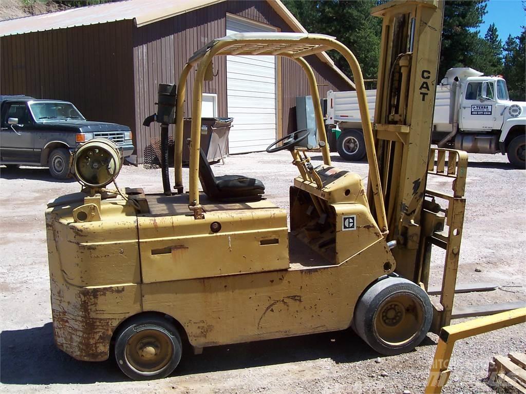 CAT T100C Gaffeltrucks - andre