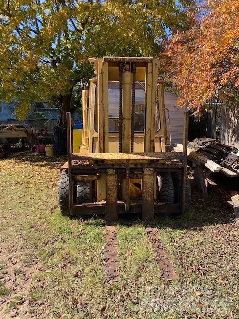 CAT V120 Gaffeltrucks - andre