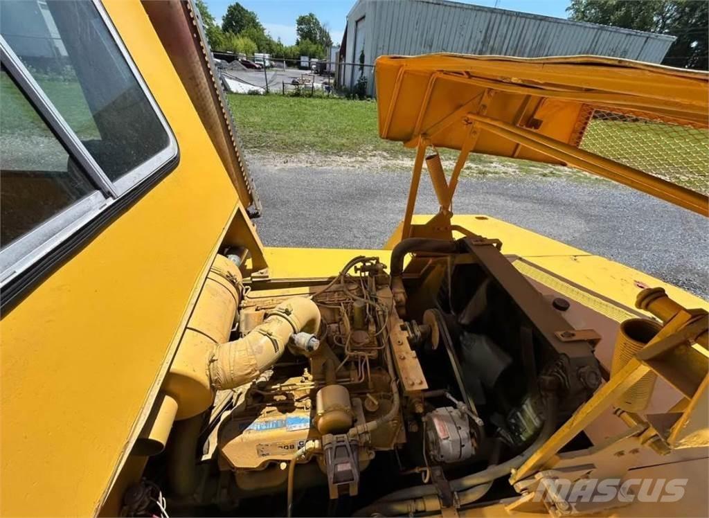 CAT V300 Gaffeltrucks - andre