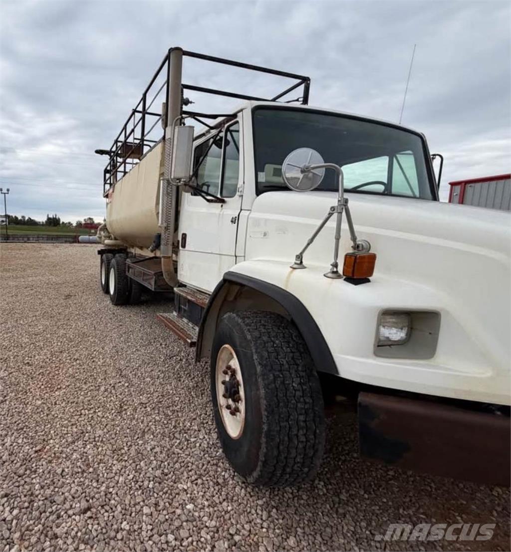 Finn T330 Tragtbeholdere, blæsere og elevatorer