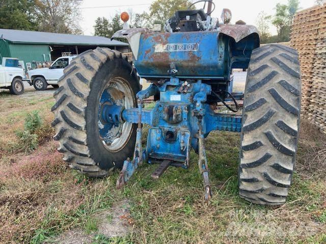 Ford 8000 Traktorer