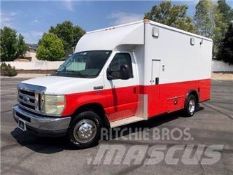 Ford E-450 Ambulancer
