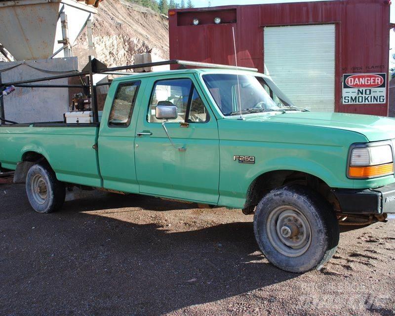 Ford F-250 Pickup/Sideaflæsning