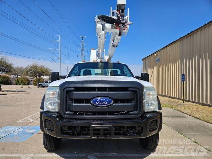 Ford F - 550 Lastbilmonterede lifte