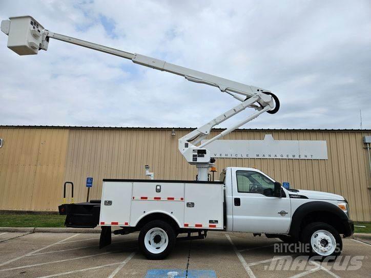 Ford F-550 Lastbilmonterede lifte