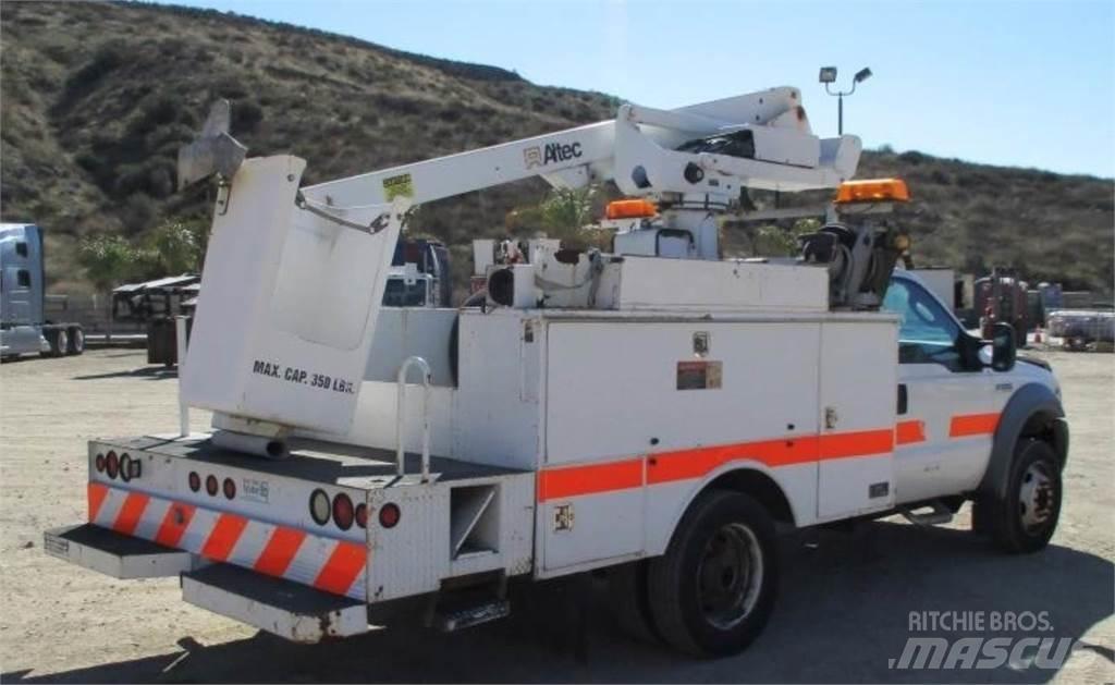 Ford F-550 Lastbilmonterede lifte