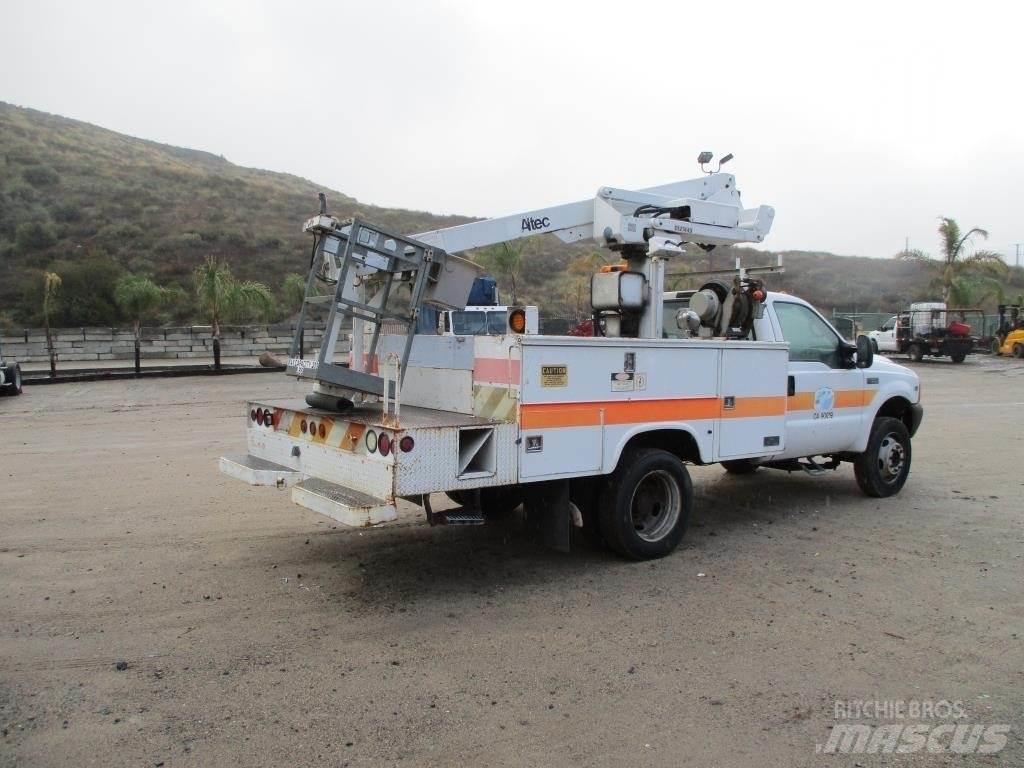 Ford F-550 Lastbilmonterede lifte