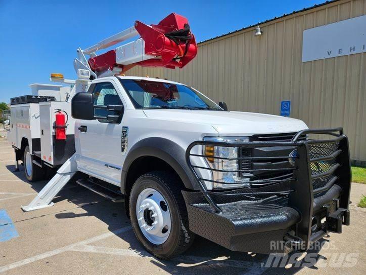 Ford F-550 Lastbilmonterede lifte
