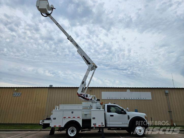 Ford F-550 Lastbilmonterede lifte