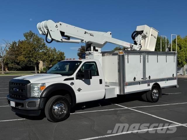 Ford F-550 Lastbilmonterede lifte