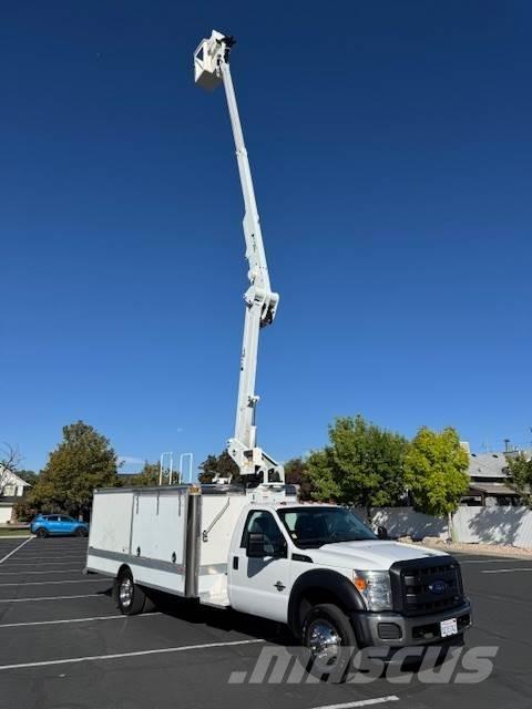 Ford F-550 Lastbilmonterede lifte