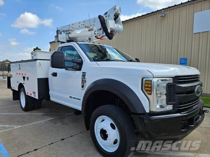 Ford F-550 Lastbilmonterede lifte