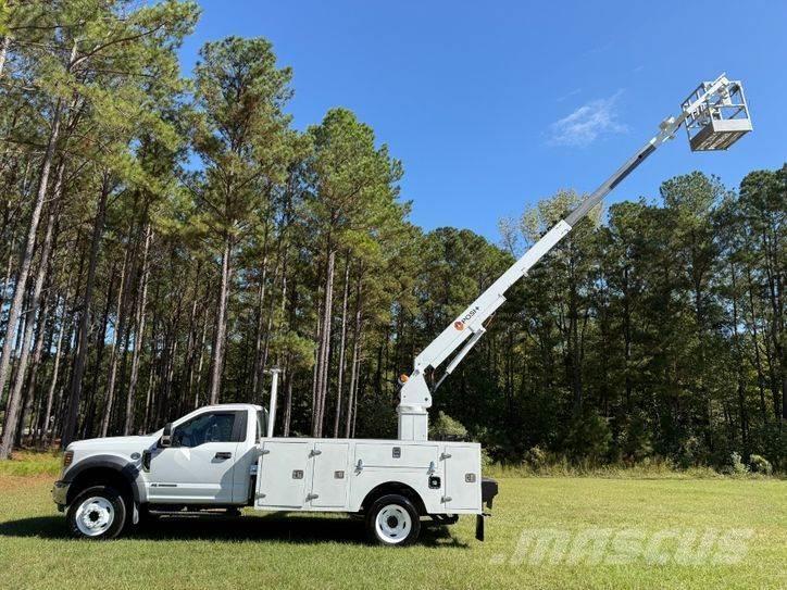 Ford F-550 Lastbilmonterede lifte