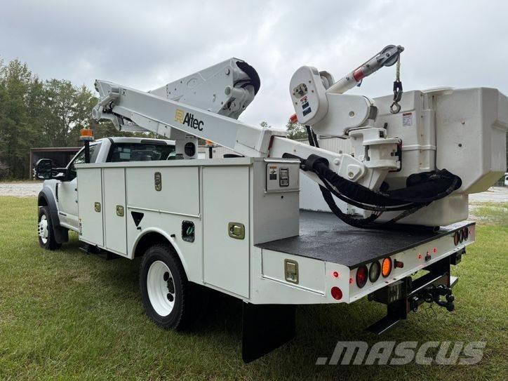Ford F-550 Lastbilmonterede lifte
