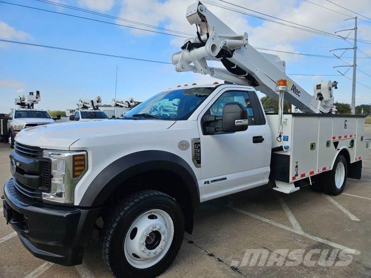 Ford F-550 Lastbilmonterede lifte