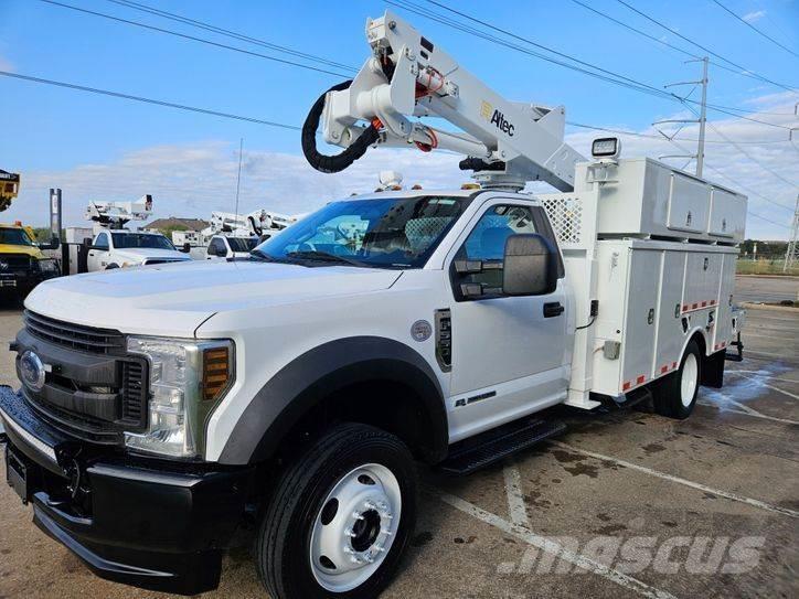 Ford F-550 Lastbilmonterede lifte