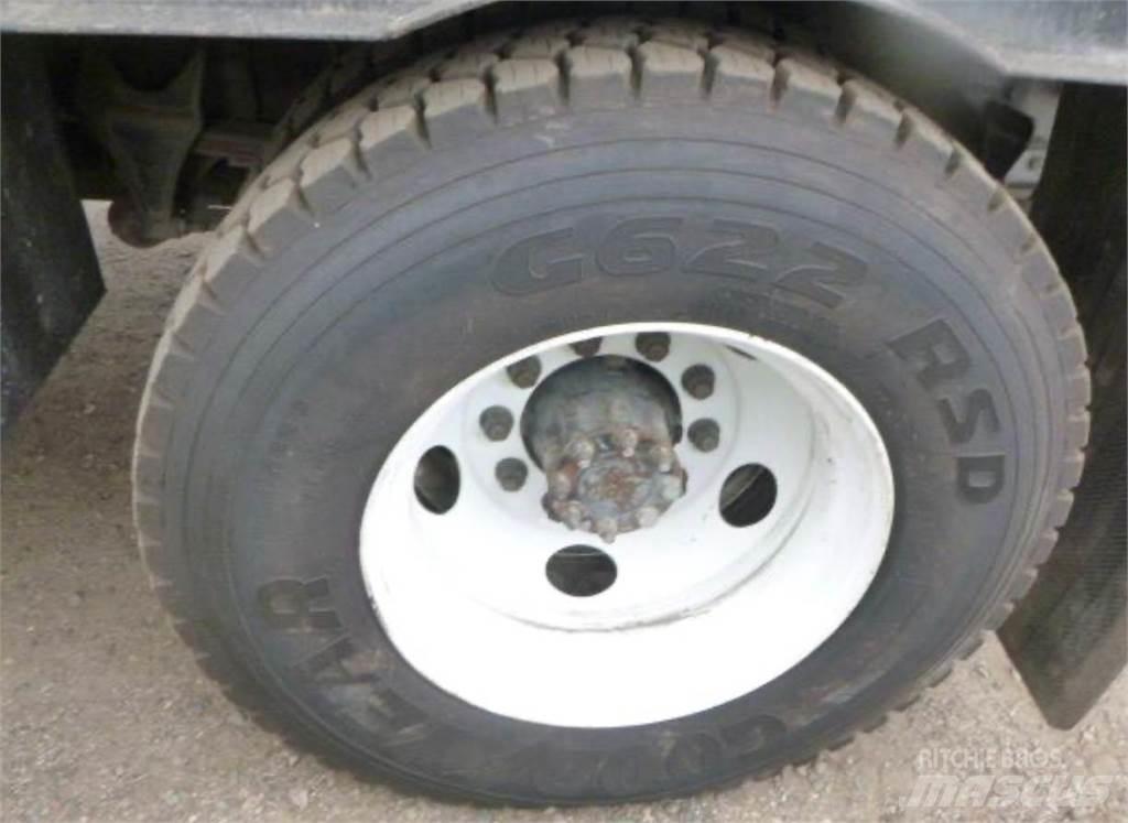 Ford F-650 Slamsuger