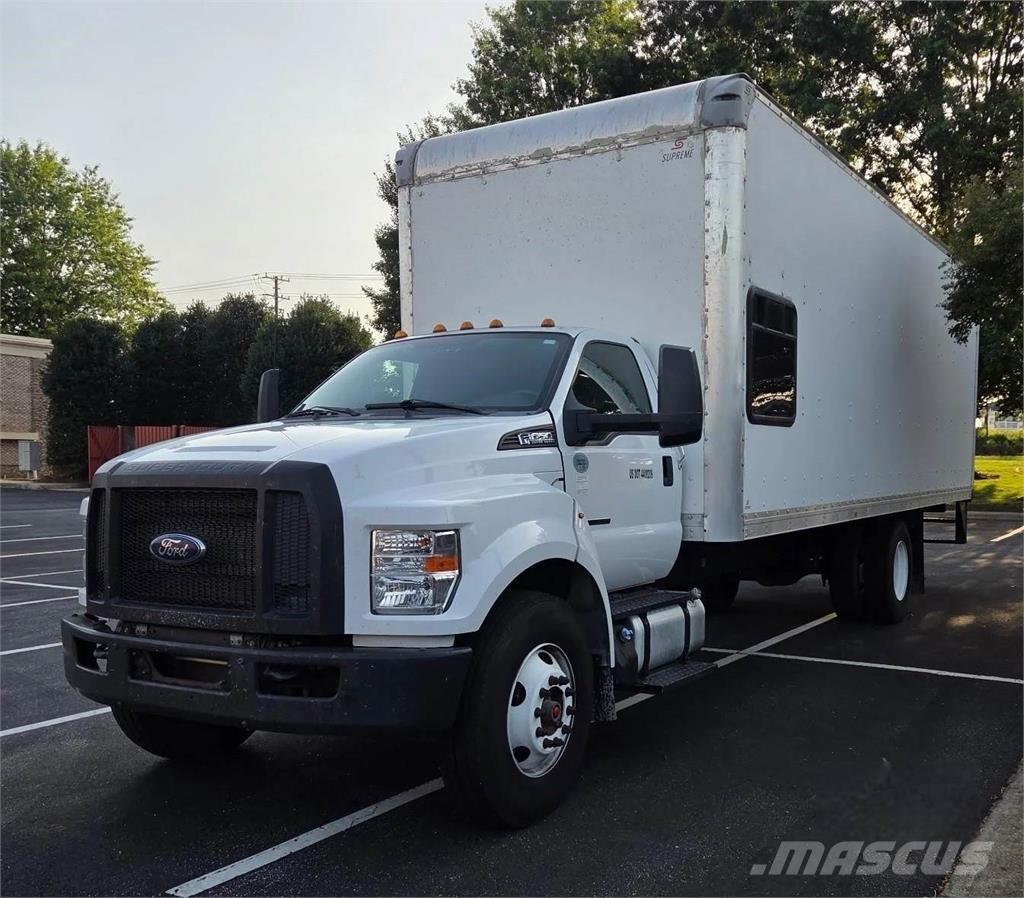 Ford F-650 Fast kasse