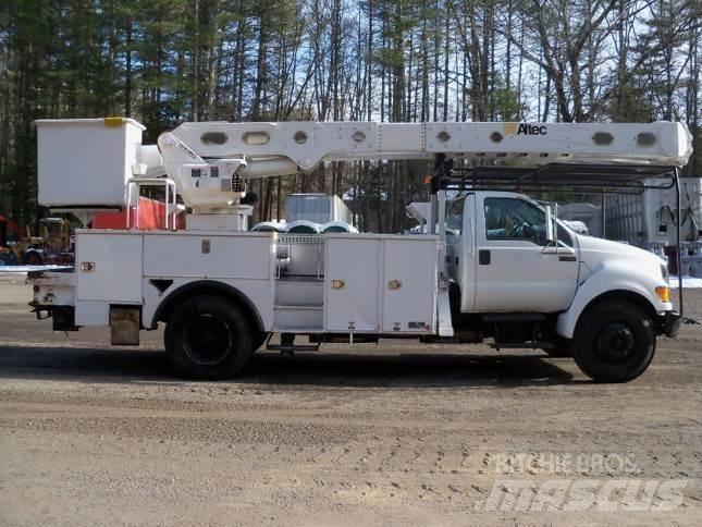 Ford F-750 Lastbilmonterede lifte