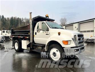 Ford F-750 Lastbiler med tip