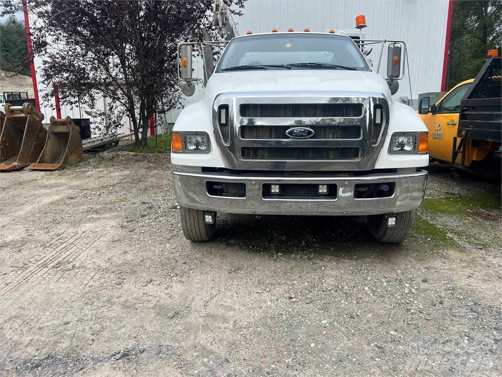 Ford F-750 Forsvar/Miljø