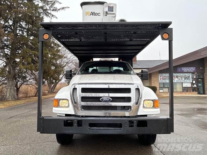 Ford F-750 Lastbilmonterede lifte