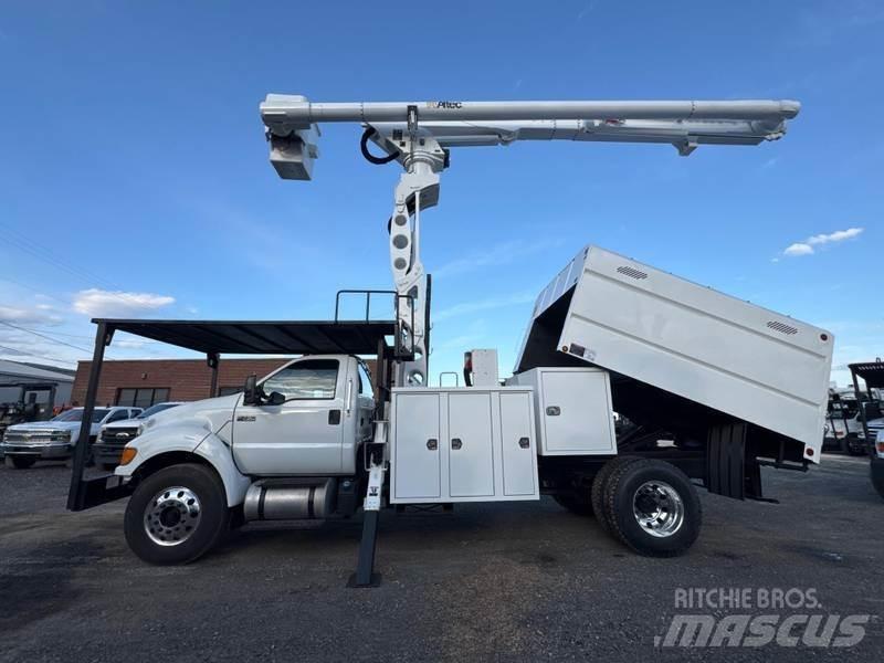Ford F-750 Lastbilmonterede lifte