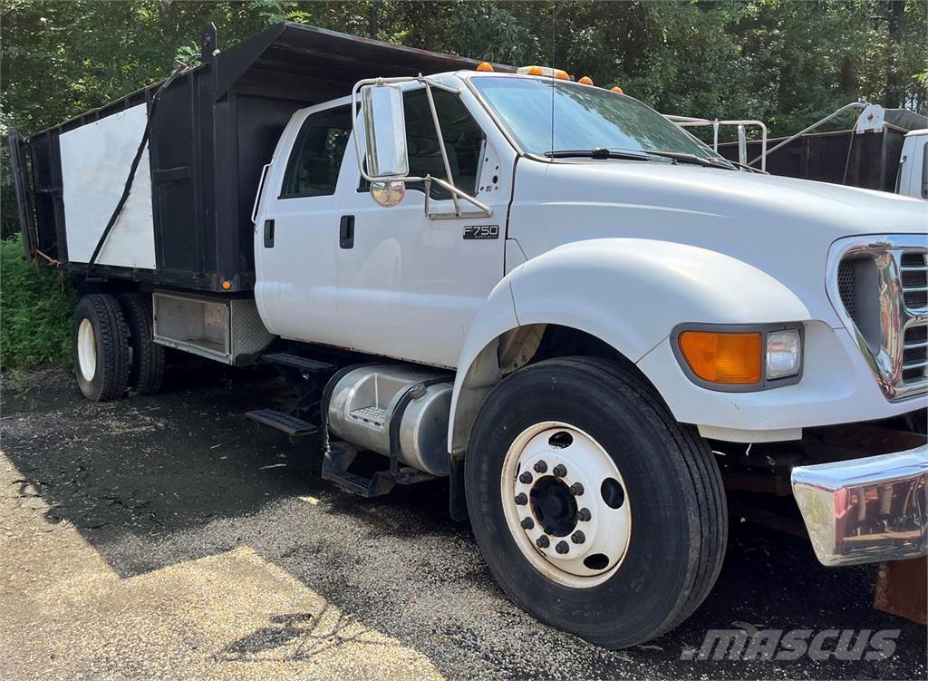 Ford F-750 Lastbiler med tip
