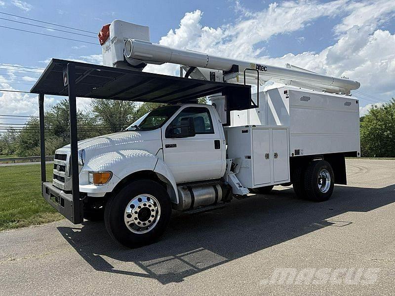 Ford F-750 Lastbilmonterede lifte