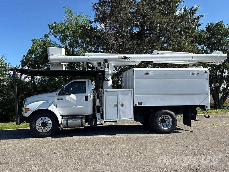 Ford F-750 Lastbilmonterede lifte