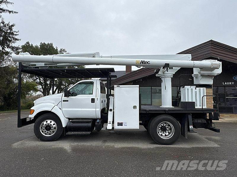 Ford F-750 Lastbilmonterede lifte