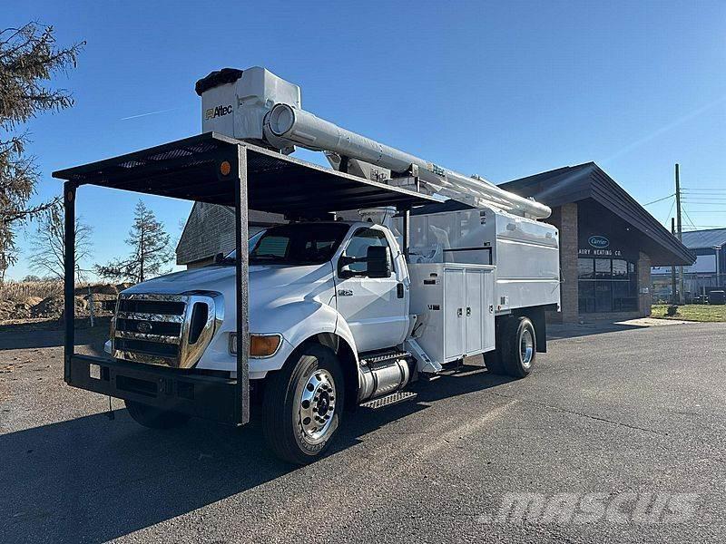 Ford F-750 Lastbilmonterede lifte