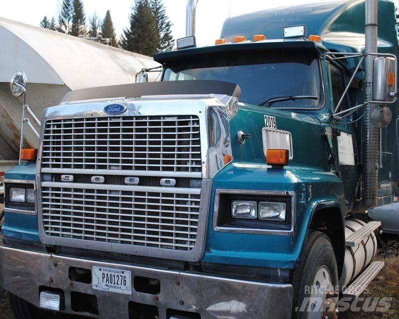 Ford LTL9000 Trækkere