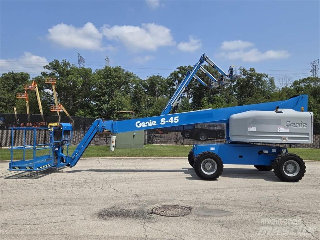 Genie S-45 Teleskoplifte