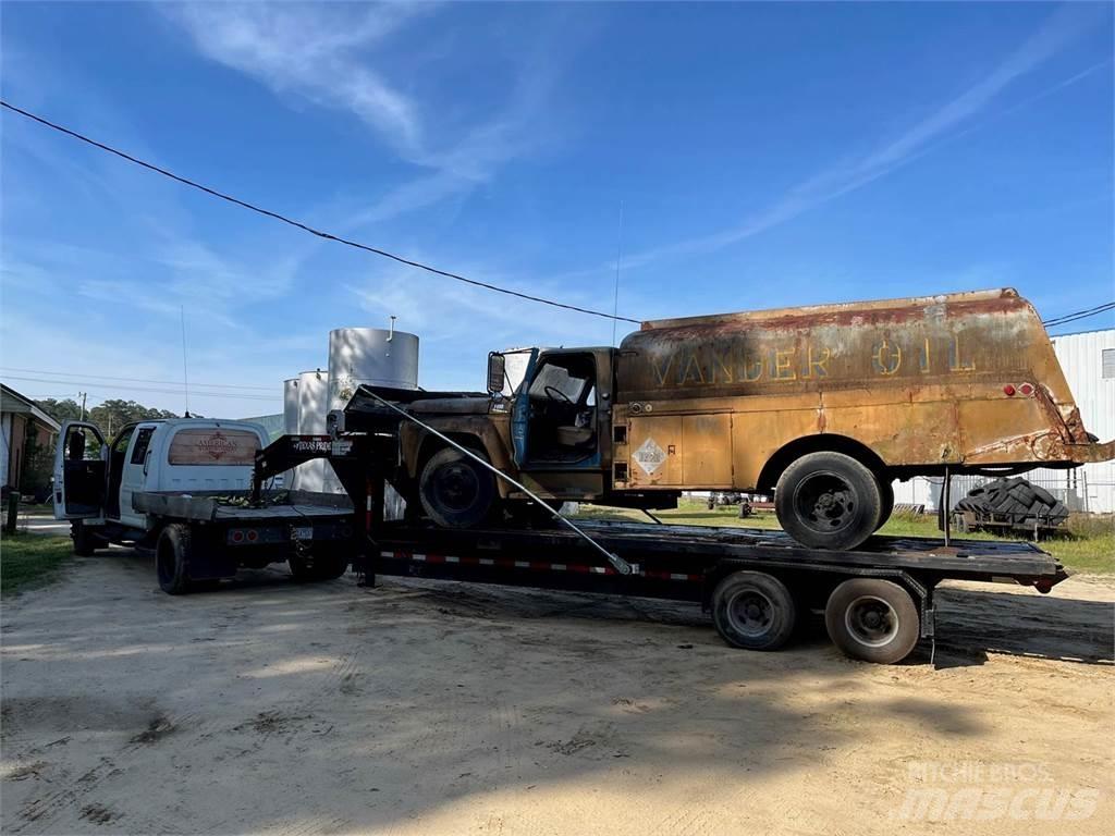 GMC C4500 Lastbil med lad/Flatbed
