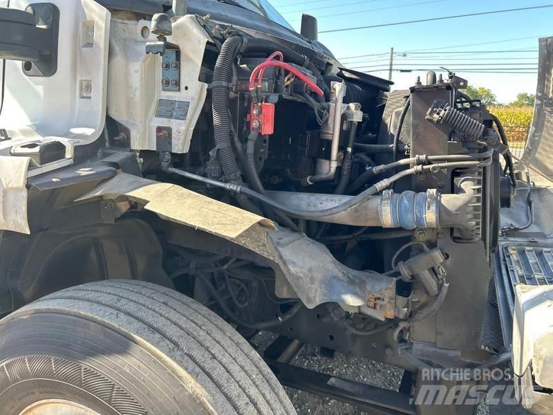GMC C7500 Lastbilmonterede lifte