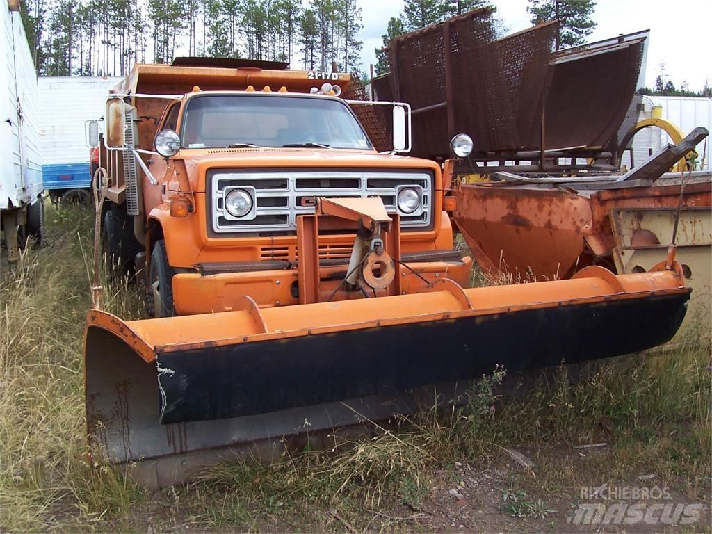 GMC Other Sneskovle og -plove