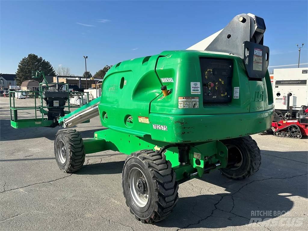 JLG 400S Teleskoplifte