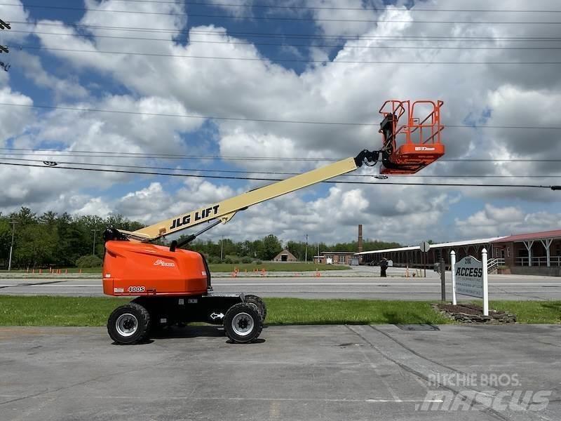JLG 400S Teleskoplifte