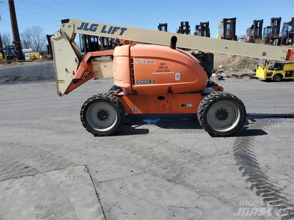 JLG 600AJ Bomlifte med knækarm