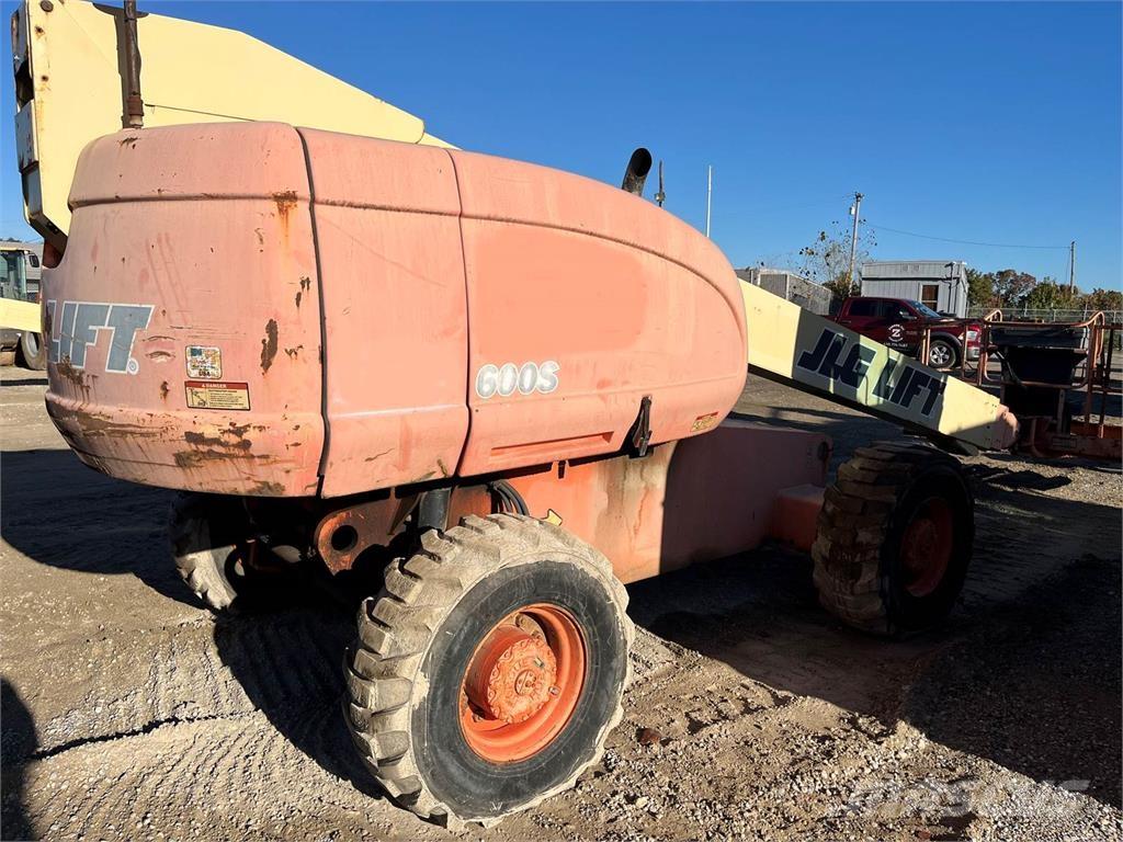 JLG 600S Andre lifte og platforme