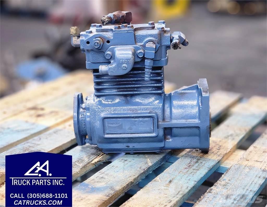 Mack E7 Transport – Andet