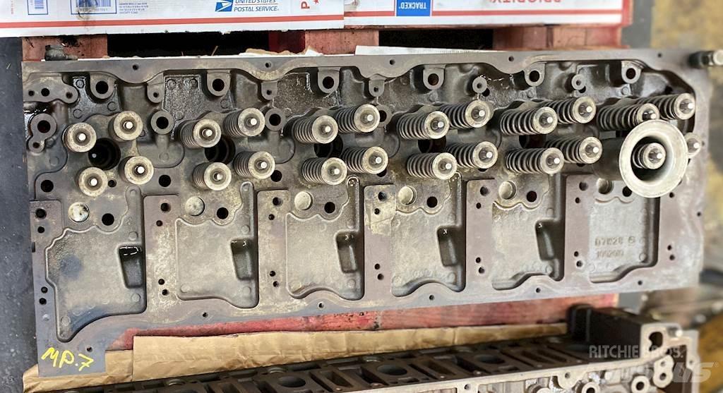 Mack MP7 Transport – Andet