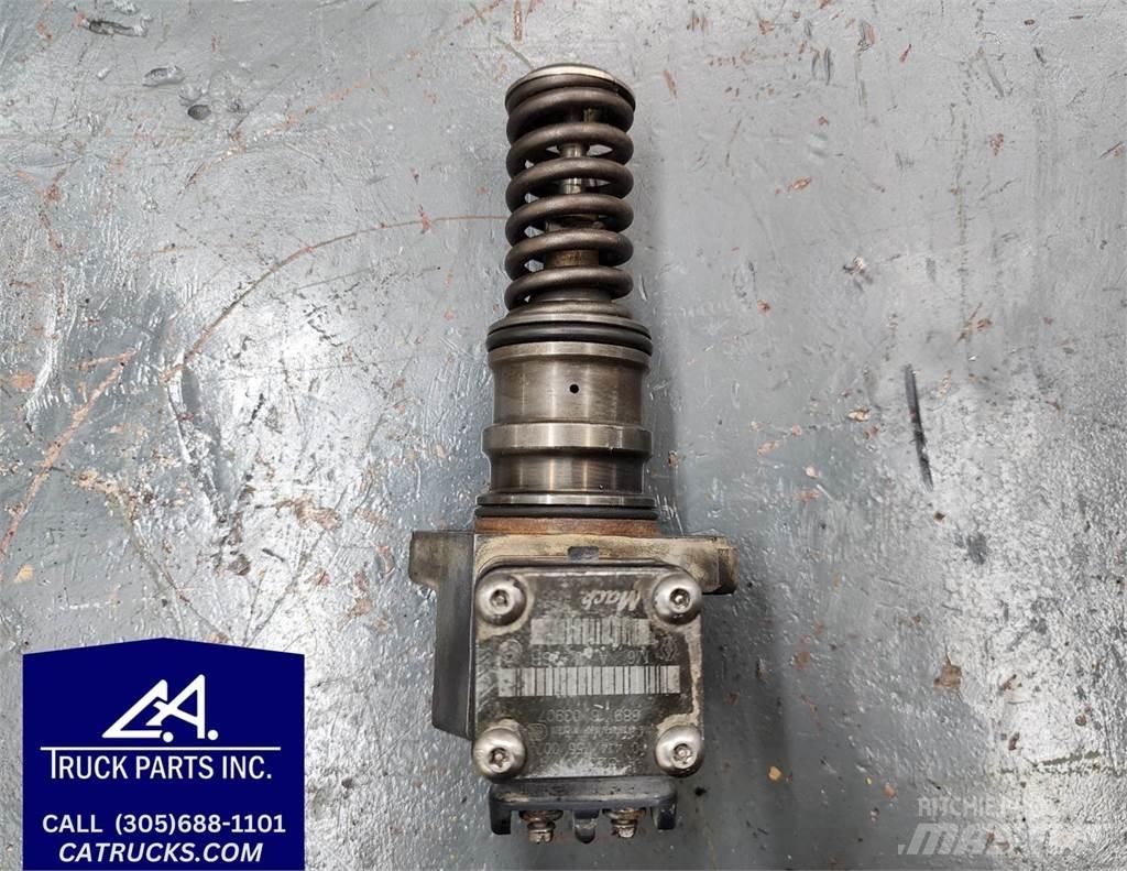 Mack MP8 Transport – Andet