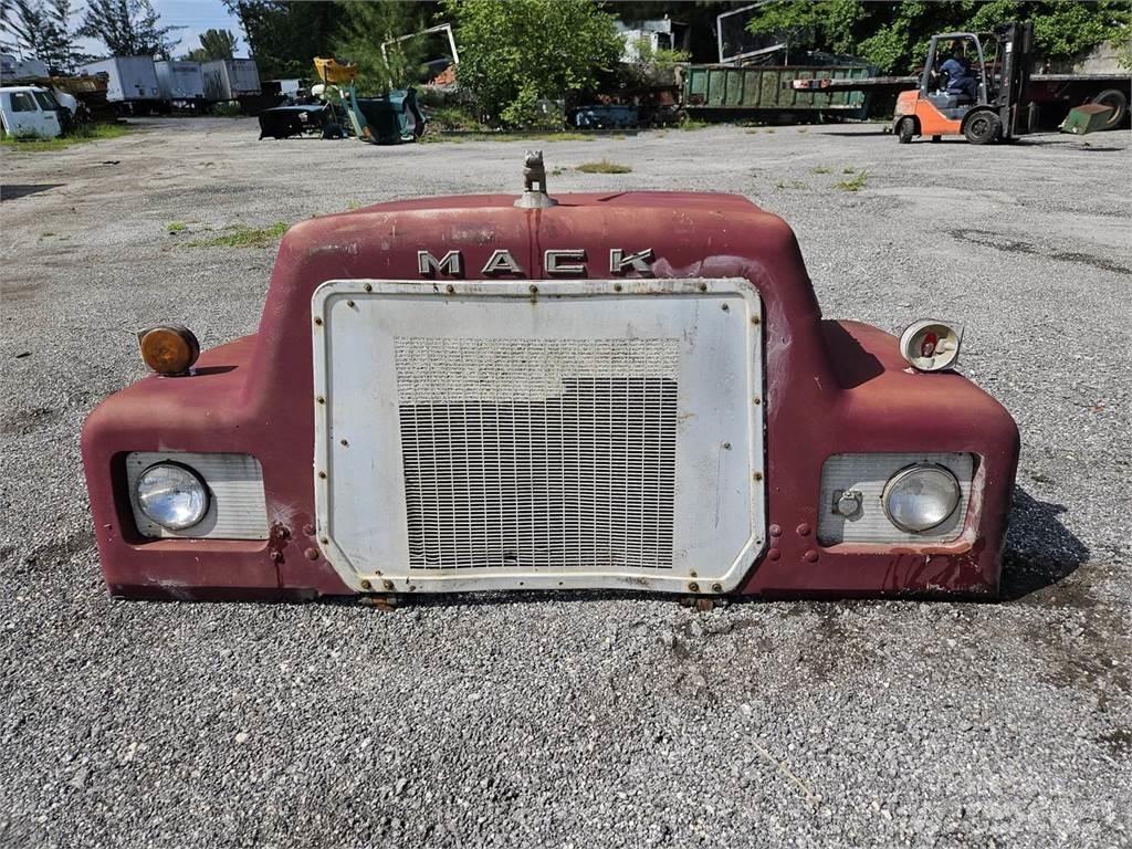 Mack Other Transport – Andet