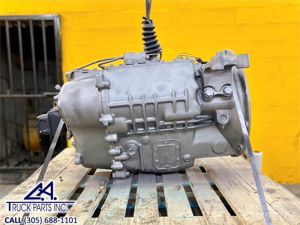 Mack T2080 Motorer