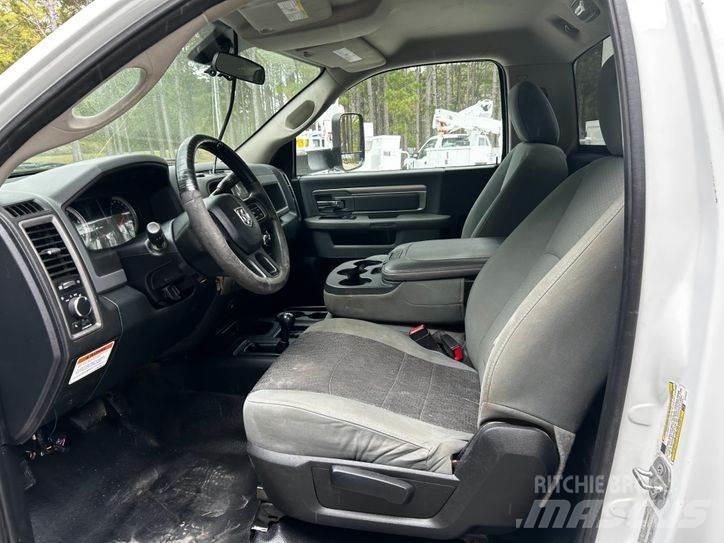 RAM 5500 Lastbilmonterede lifte